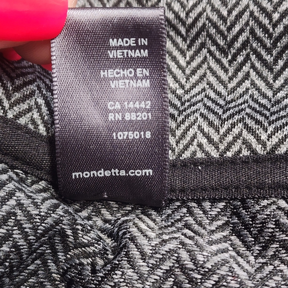 Mondetta Chevron Patterned Jacket - image 7